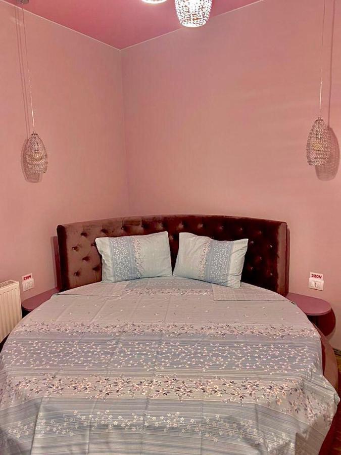 Sweet Pink By Miro Apartment Sinaia Bagian luar foto